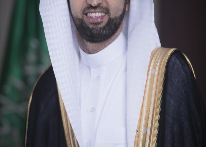 رئيس "الغذاء والدواء" يهنئ القيادة بحلول عيد الفطر